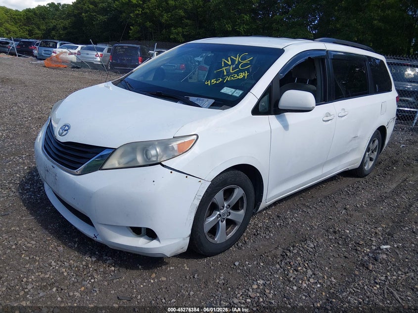Vin: 5tdkk3dc5es446433, lot: 45774208, toyota sienna le v6 8 passenger 20142