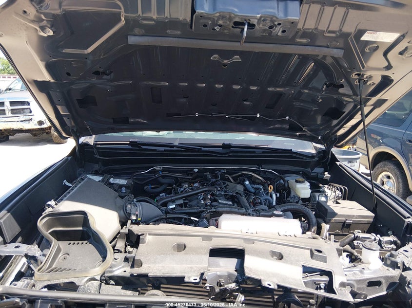 VIN 3TYKD5HN8ST031818 2025 TOYOTA TACOMA SR