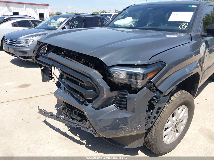 VIN 3TYKD5HN8ST031818 2025 TOYOTA TACOMA SR