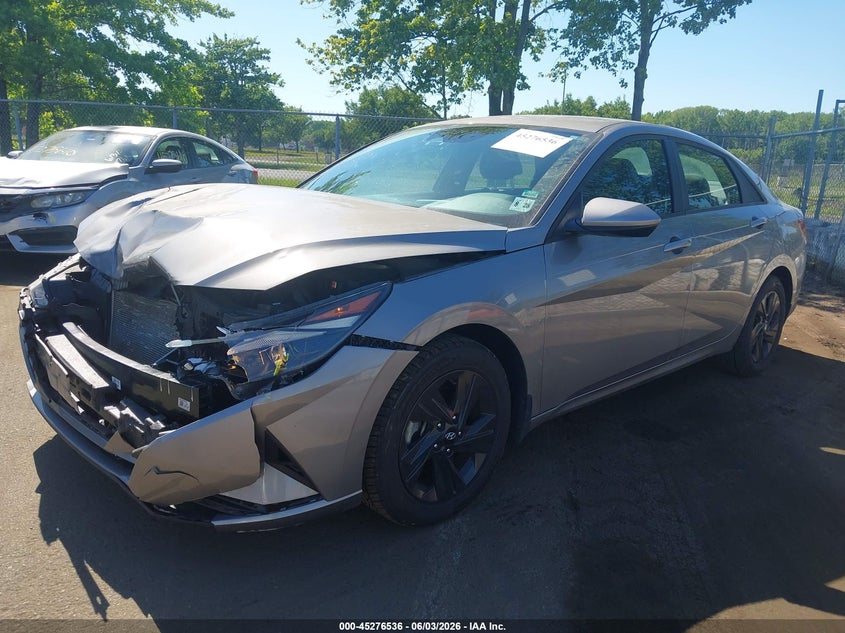 KMHLM4AG9PU601457 2023 Hyundai Elantra Sel photo 1
