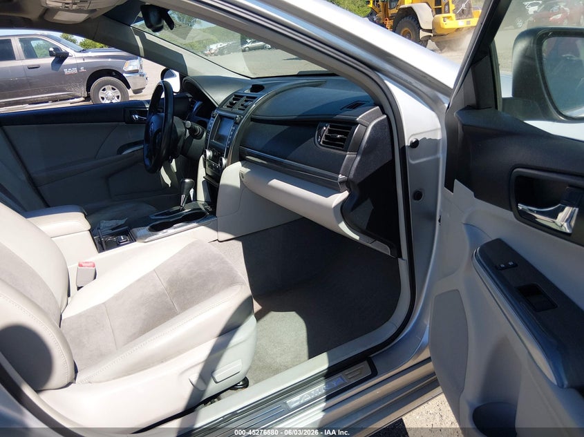 2012 TOYOTA CAMRY HYBRID auction photo 5