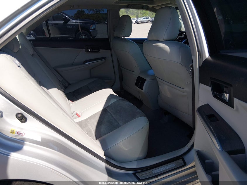 2012 TOYOTA CAMRY HYBRID auction photo 8