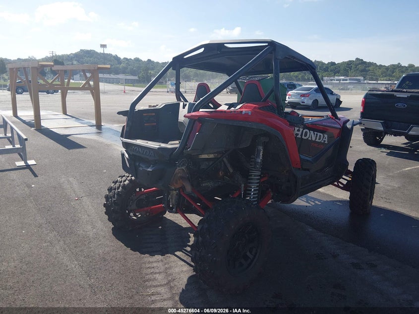 2022 HONDA SXS1000 999 CC(VIN: 1HFVE0575N4300541