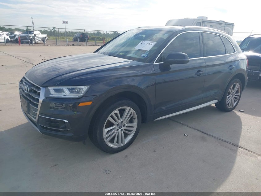 Vin: wa1cnafy0j2126943, lot: 45774569, audi q5 2.0t premium/2.0t tech premium 20182