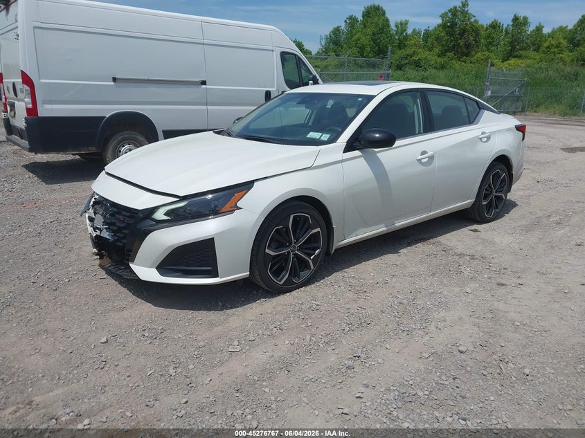 Vin: 1n4bl4cw4rn313937, lot: 45774590, nissan altima sr intelligent awd 20242