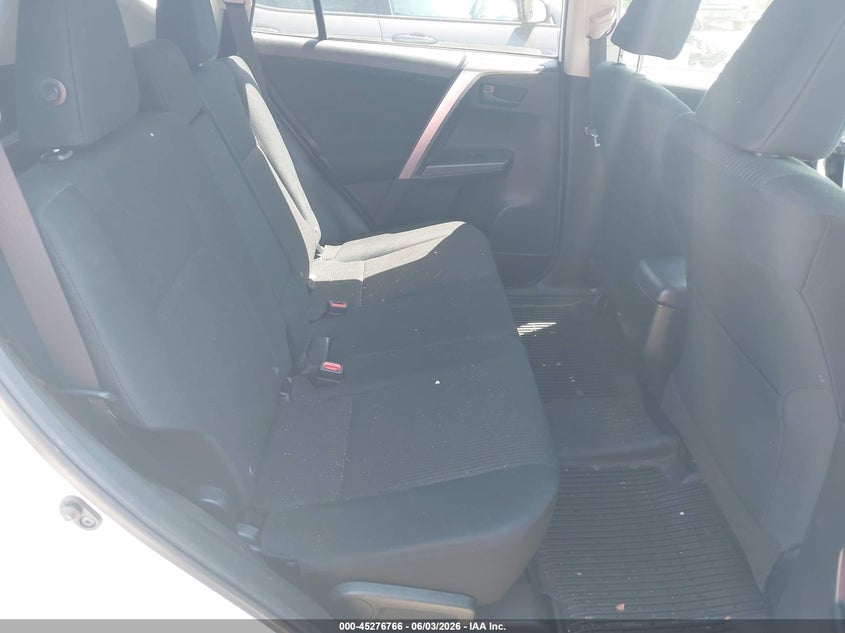 2017 TOYOTA RAV4 auction photo 8