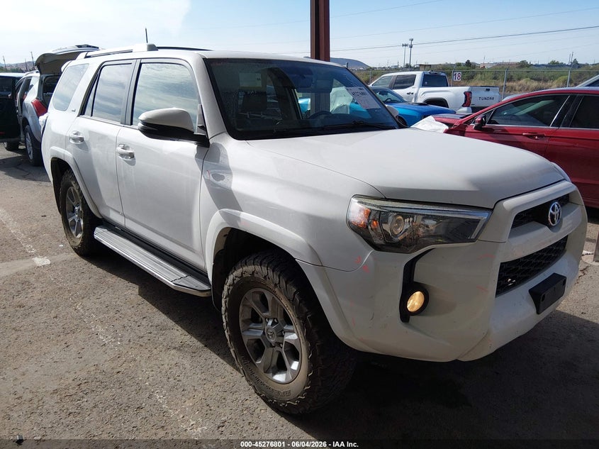2018 TOYOTA 4RUNNER SR5 PREMIUM — Photo 13