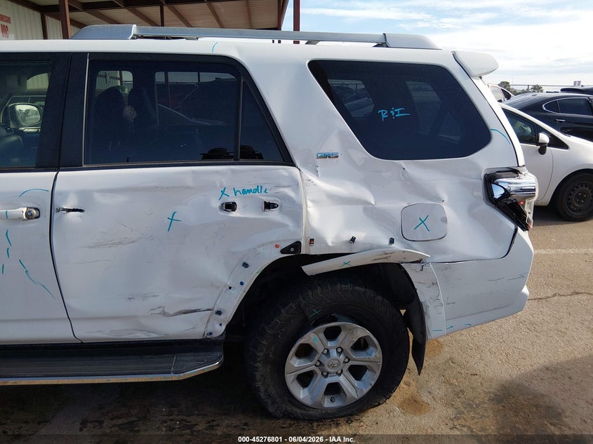 2018 TOYOTA 4RUNNER SR5 PREMIUM — Photo 6