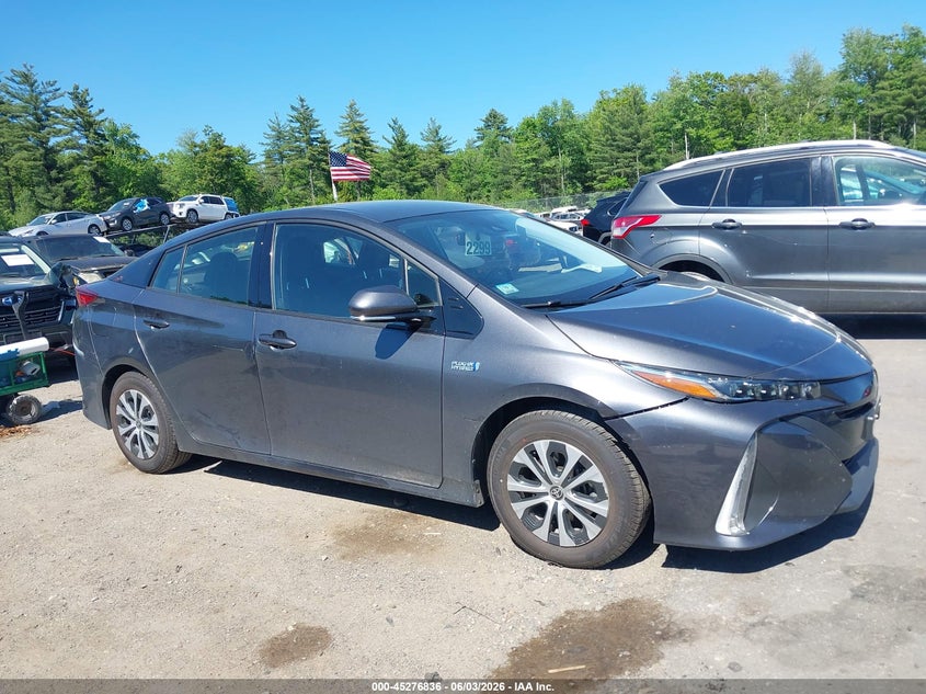 2020 Toyota Prius Prime Le VIN: JTDKARFP0L3141958 Lot: 45276836