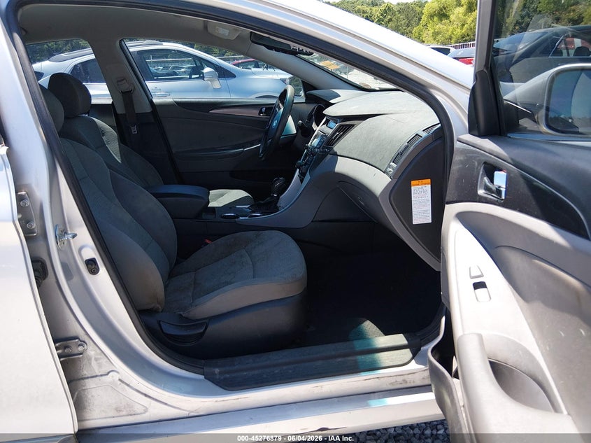 2012 HYUNDAI SONATA HYBRID auction photo 5