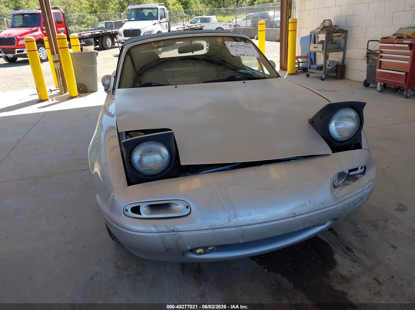 1992 Mazda Mx-5 Miata VIN: JM1NA3515N0302798 Lot: 45277021
