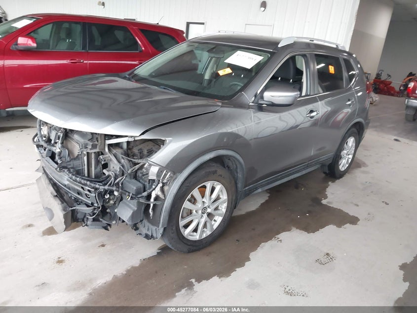 2018 NISSAN ROGUE auction photo 2