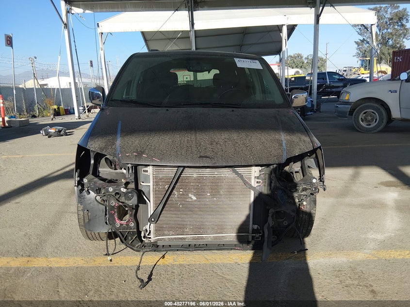 2016 Chrysler Town & Country Limited Platinum VIN: 2C4RC1GG2GR233093 Lot: 45277196
