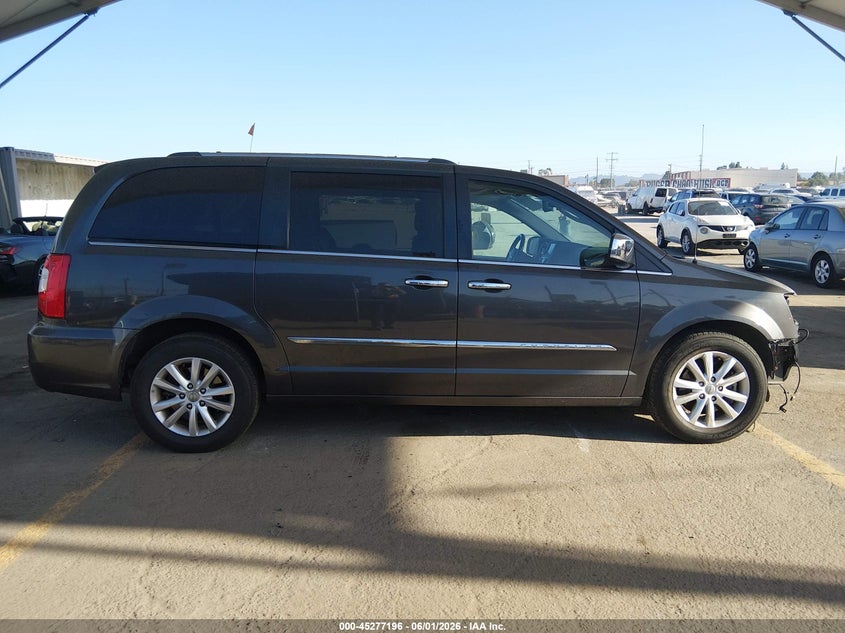 2016 Chrysler Town & Country Limited Platinum VIN: 2C4RC1GG2GR233093 Lot: 45277196