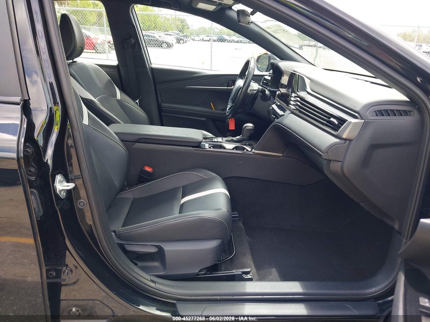 2025 TOYOTA CAMRY SEDAN 2.5L I-4 DI, DOHC, VVT, 184HP