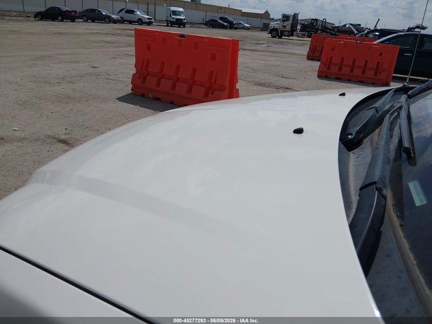 2010 Dodge Grand caravan 4.0 Grand Sxt white Lot 111045277293 Vin 2D4RN5DX3AR139885