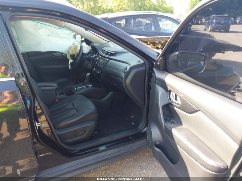 VIN 5N1AT2MV5HC765790 2017 NISSAN ROGUE S/SL/SV