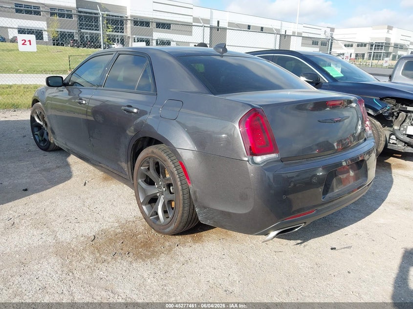 2022 CHRYSLER 300 auction photo 3