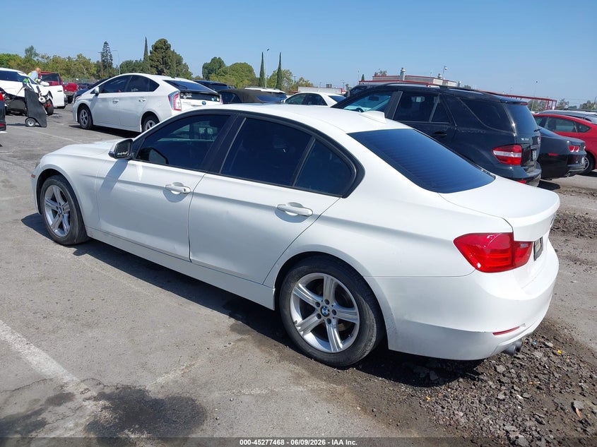 Vin: wba3c1g52enr49939, lot: 45775292, bmw 328i 20143