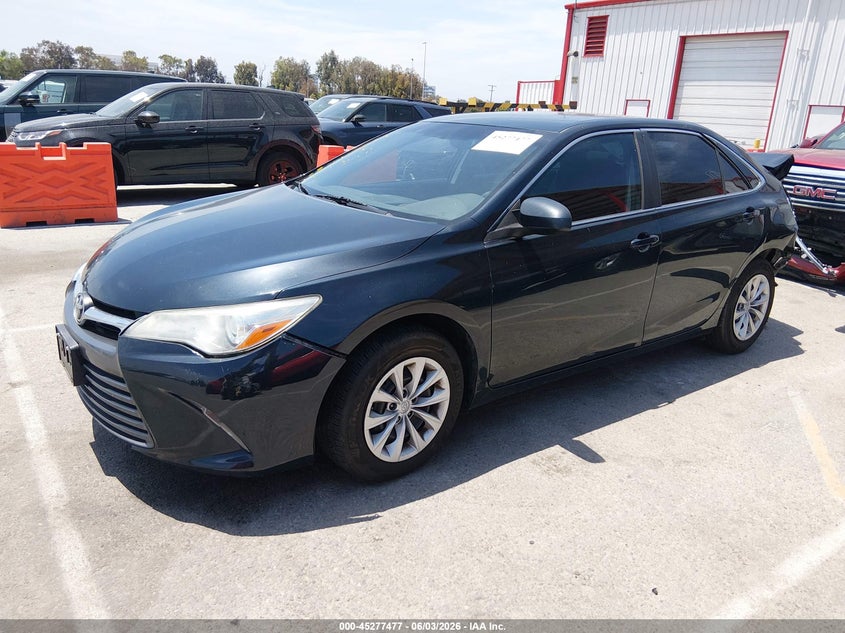 4T4BF1FK8FR466459 2015 Toyota Camry Le photo 1