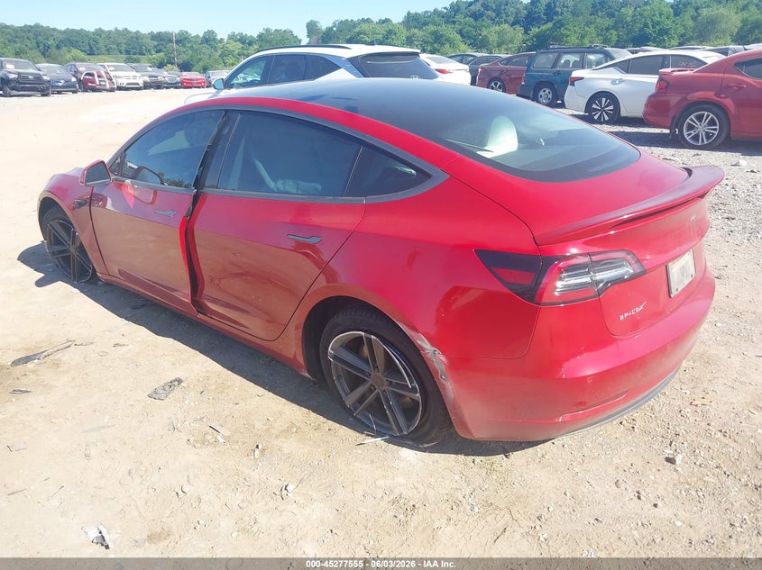2019 TESLA MODEL 3 auction photo 3