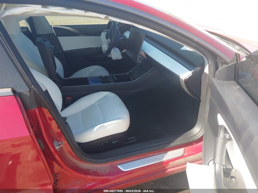 2019 TESLA MODEL 3 auction photo 5