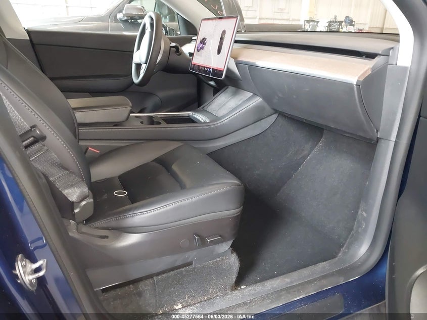 AtlanticExpress - Tesla Model Y