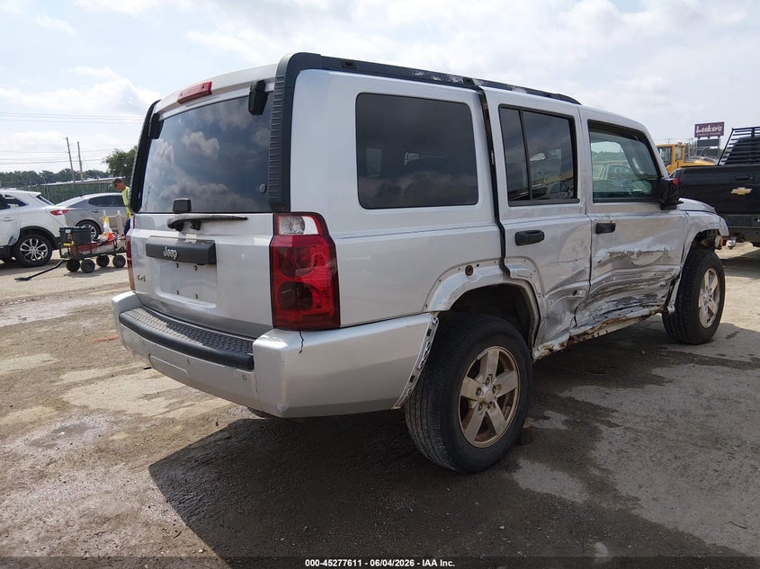 2006 JEEP COMMANDER auction photo 4
