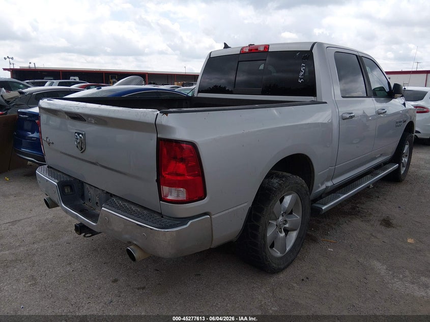 2015 RAM 1500 auction photo 4