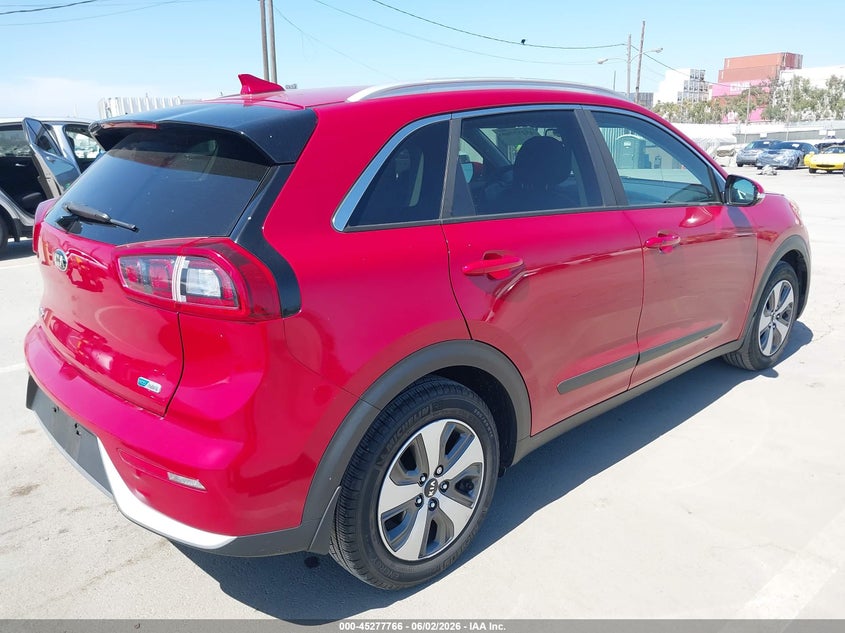 Vin: kndcc3lc5j5143378, lot: 45775590, kia niro ex 20184