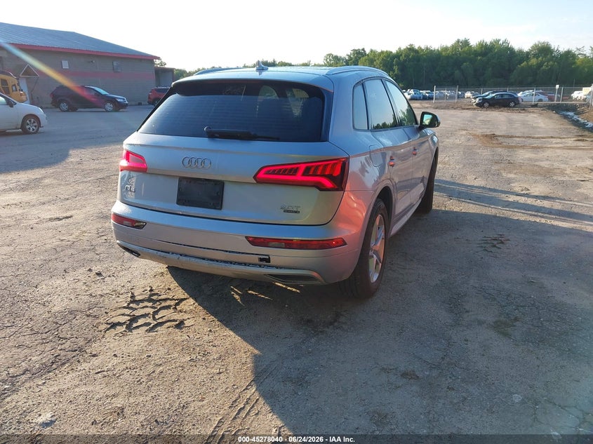 Vin: wa1anafy2j2014345, lot: 45775864, audi q5 2.0t premium/2.0t tech premium 20184