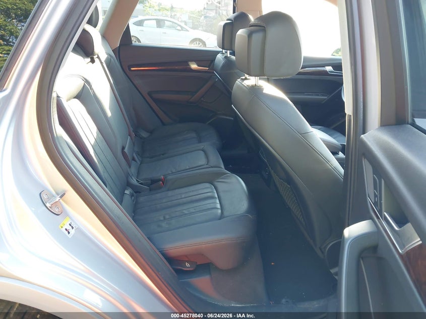AUDI Q5 2018 VIN WA1ANAFY2J2014345