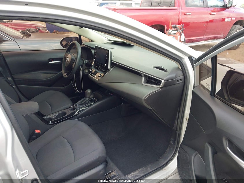 VIN 5YFEPRAE8LP109851 2020 TOYOTA COROLLA LE