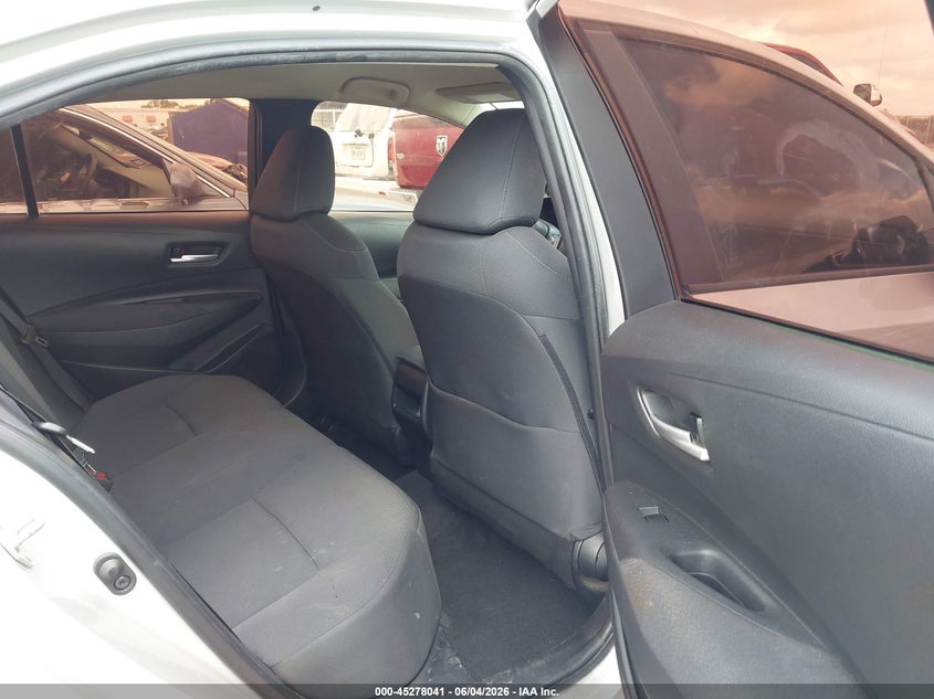 VIN 5YFEPRAE8LP109851 2020 TOYOTA COROLLA LE