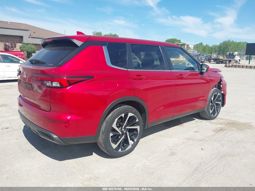 2022 MITSUBISHI OUTLANDER auction photo 4