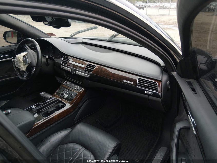 2017 Audi A8 L 4.0T Sport VIN: WAU43AFD4HN004282 Lot: 45278185
