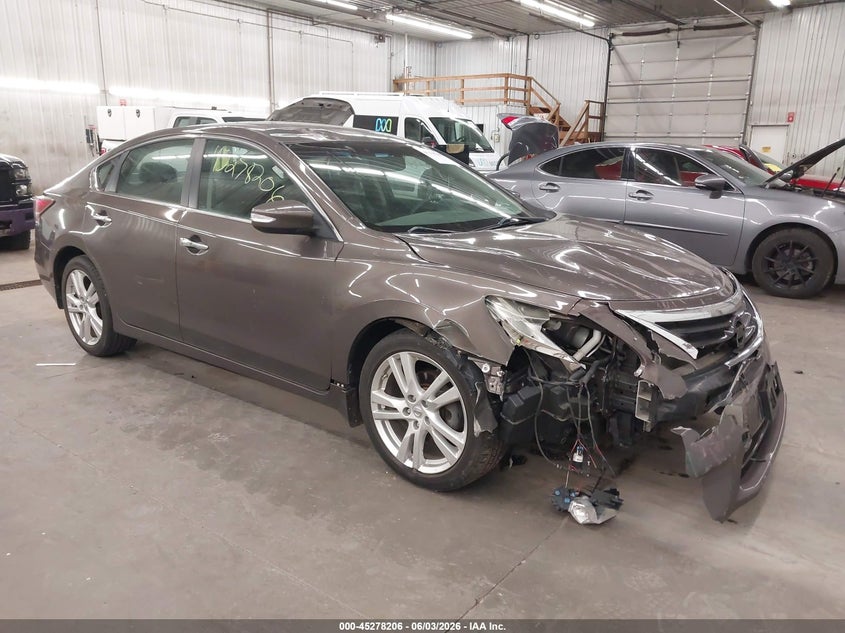 2014 NISSAN ALTIMA auction photo 1