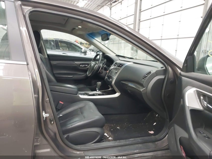 2014 NISSAN ALTIMA auction photo 5
