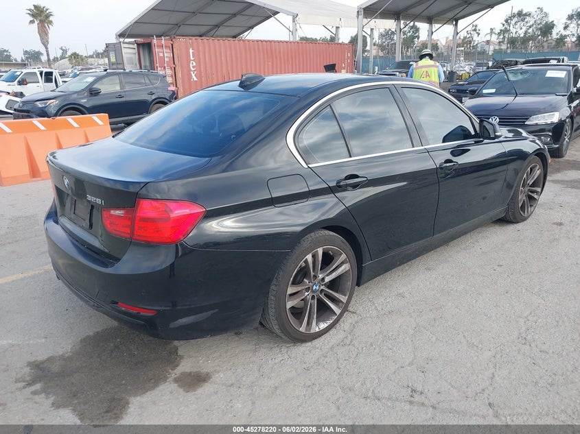 Vin: wba3c1c5xfk117726, lot: 45776045, bmw 328i 20154