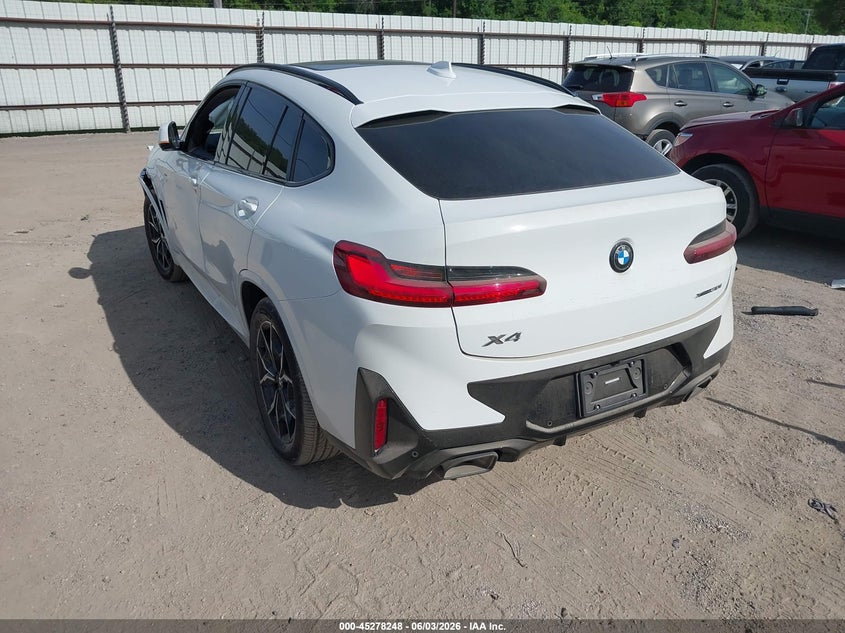 2023 BMW X4 auction photo 3
