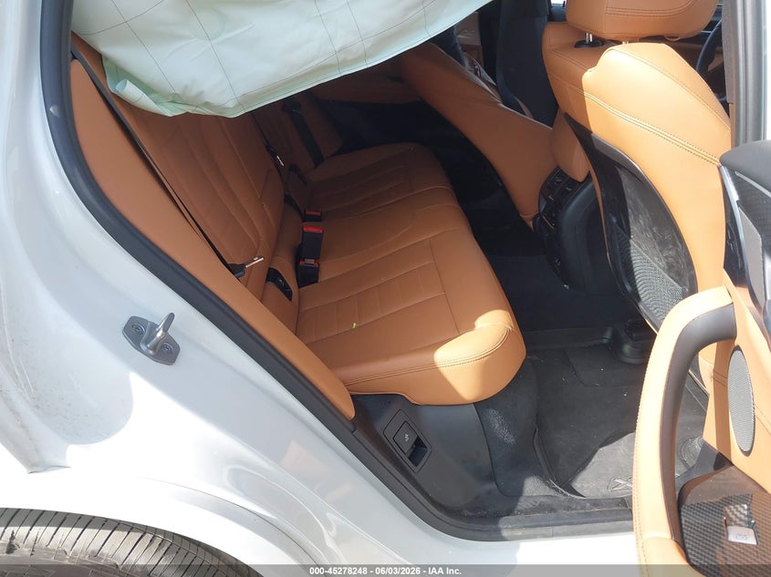 2023 BMW X4 auction photo 8