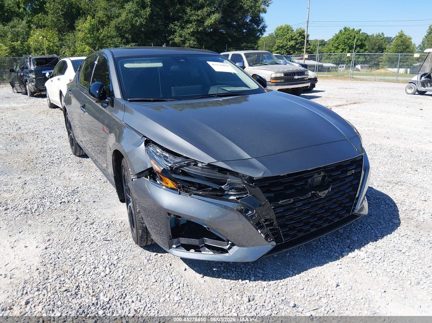 AtlanticExpress - Nissan Altima