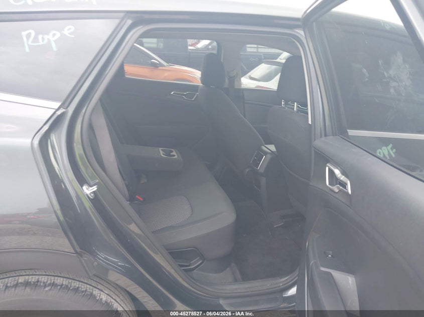 2023 KIA SPORTAGE HYBRID auction photo 8