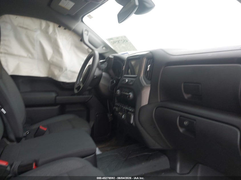 2026 CHEVROLET SILVERADO 2500 HD , STANDARD BED, WT, 4WD — Photo 5