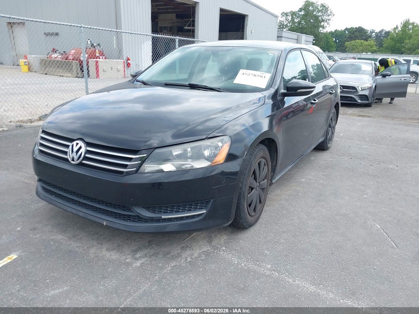 1VWAP7A31CC031548 2012 Volkswagen Passat 2.5l S photo 1