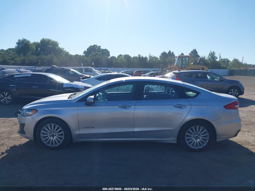 FORD FUSION HYBRID 2019 VIN 3FA6P0LU1KR261859