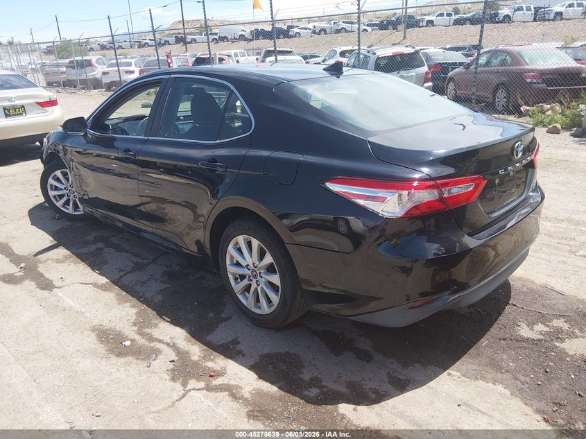 Vin: 4t1b11hk1ku754338, lot: 45776464, toyota camry le 20193
