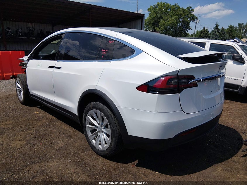 2020 Tesla Model X Long Range Dual Motor All-Wheel Drive/Long Range Plus Dual Motor All-Wheel Drive VIN: 5YJXCBE26LF233365 Lot: 45278702