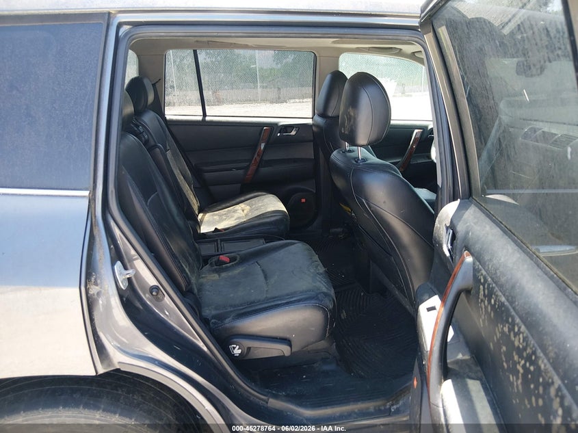 2013 TOYOTA HIGHLANDER auction photo 8