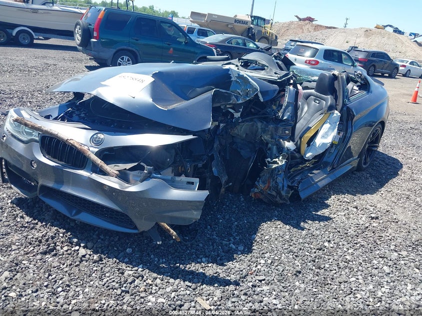 Vin: wbs3r9c51fk330699, lot: 45776672, bmw m4 20152